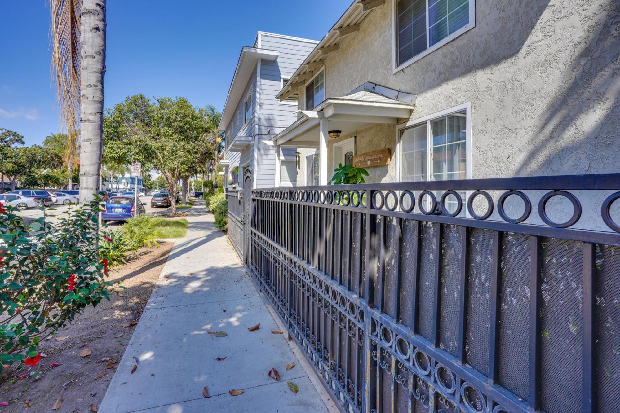 Fully Remodeled Downtown Long Beach Home! Exterior photo