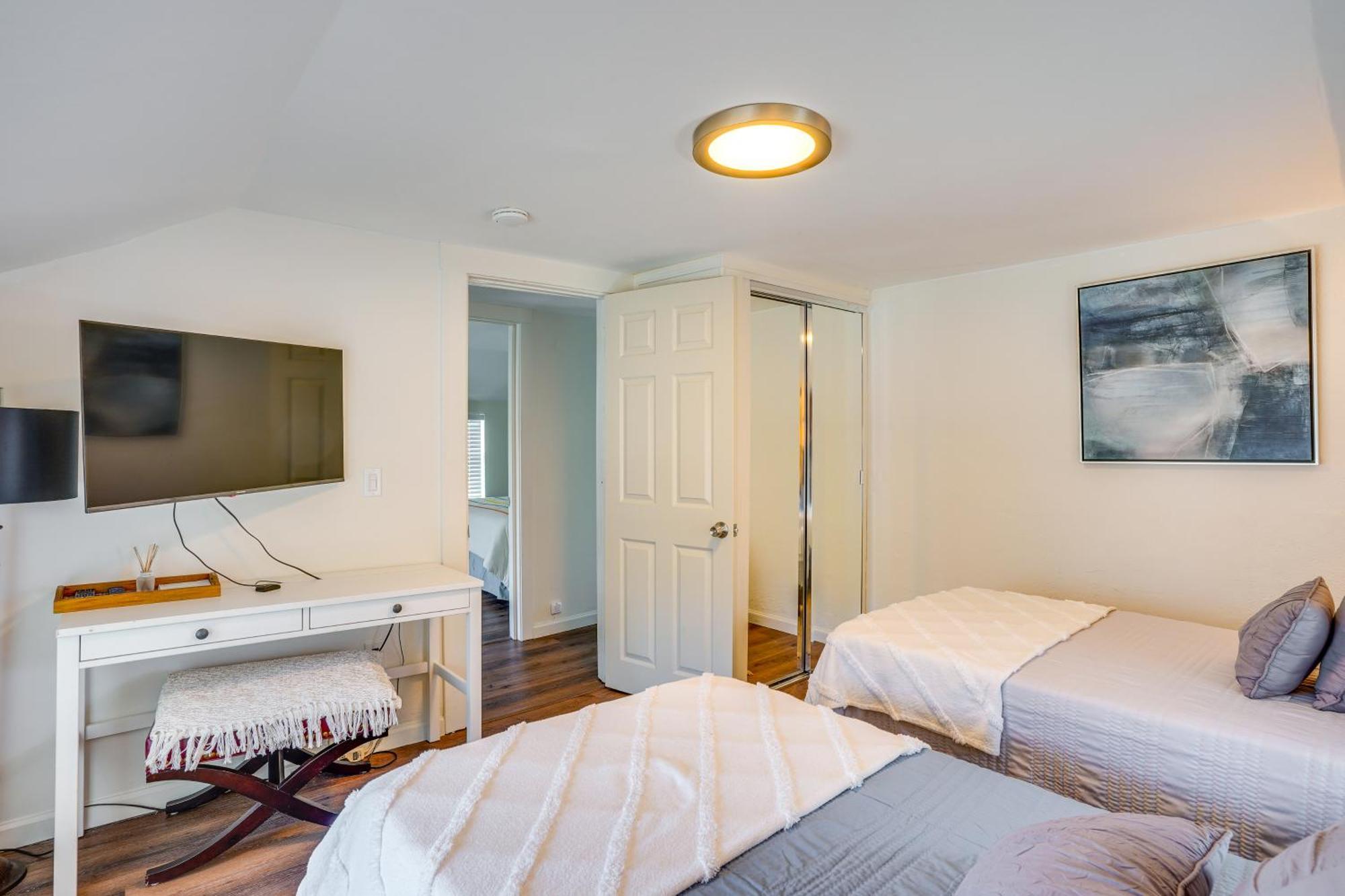 Fully Remodeled Downtown Long Beach Home! Exterior photo